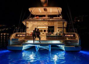Lagoon55Nacht-1920w-1.jpg