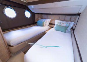 azimut-64fly-not-dead-yet-twin-cabin.jpg