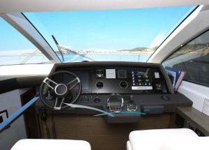 bridge-motor-yacht-charter-pearl-65-mallorca.jpg