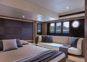 cabin-motor-yacht-absolute-52-fly-ht-2019.jpg