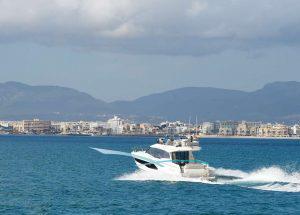 charter-motor-yacht-prestige-420-fly.jpg