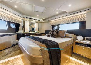 charter-yacht-absolute62fly-master.jpg
