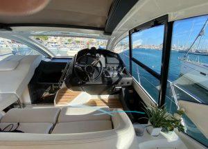 cockpit-cranchi-m44-ht-mallorca-mb.jpg