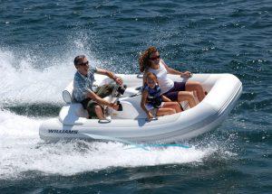 family-in-motor-boat-mallorca.jpg