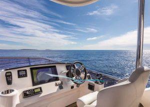 flybrdige-motor-yacht-absolute-52-fly-ht-2019-mallorca.jpg