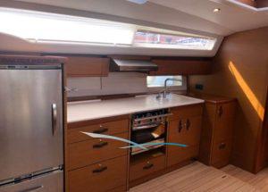 kitchen-sailing-yacht-jeanneau-54-mallorca.jpg
