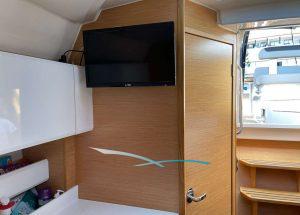 lounge-motor-yacht-bavaria-s33-open-sunrise-i.jpg