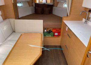 lounge-motor-yacht-bavaria-s33-open-sunrise-i-mallorca.jpg