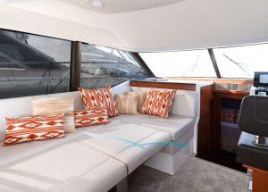 lounge-motor-yacht-prestige-420-fly.jpg