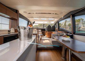 lounge-motor-yacht-princess-s60-aquavista-mallorca.jpg