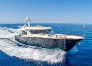 motor-yacht-charter-apreamare-maestro-65-trabucaire-balearics.jpg
