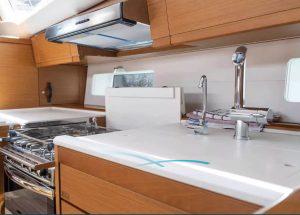 sailing-yacht-jeanneau-54-2023-totufo-kitchen-65802b1408aab.jpg