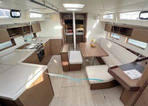 sailing-yacht-oceanis-46.1-sophia-interior