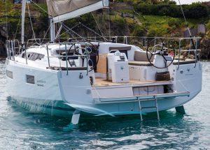 sailing-yacht-sun-odyssey-410-naoussa-charter-mallorca.jpg