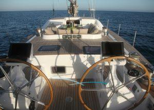 steering-wheel-luxury-yacht-nautors-swan-eastern-mediterranean.jpg