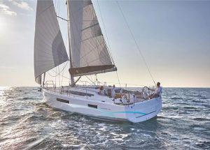 sun-odyssey-410-2024-sailing-yacht-658c02b352c67