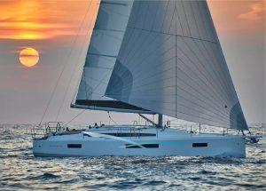 sun-odyssey-410-2024-sunset-658c02b39d25d