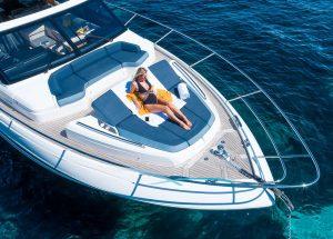 sunbeds-motor-yacht-charter-princess-s60-aquavista.jpg