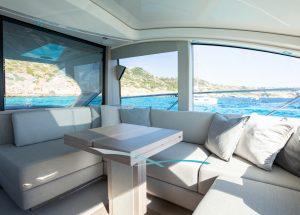 sunseeker-predator-57-boefjeII-salon.jpg