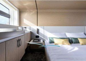 vip-cabin-motor-yacht-azimut-53.jpeg