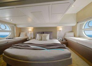 vip-cabin-motor-yacht-monte-carlo-mc-5-mallorca.jpg