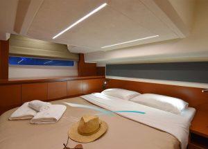 vip-cabin-motor-yacht-prestige-420-fly.jpg