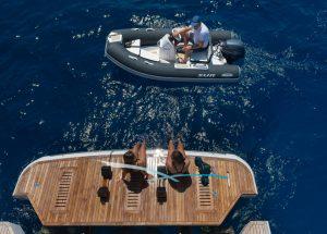 yacht-princess-f55-seven-tender.jpg
