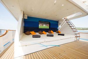6722_Semaya Motor Yacht for charter in Ibiza al fresco cinema
