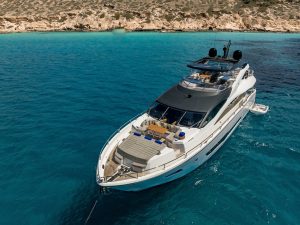 Sunseeker 86 “Sea Water II” – View 4