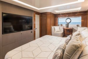 Sunseeker 86 “Sea Water II” – View 24