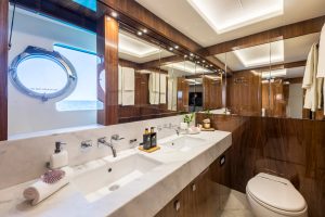 Sunseeker 86 “Sea Water II” – View 26