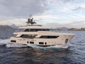 Custom Line 37m Kiki V Charteryacht Marina-balear (1)