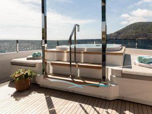 Custom Line 37m Kiki V Charteryacht Marina-balear (15)