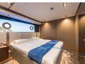 Ferretti 30m – Nailu + marina-balear (8)