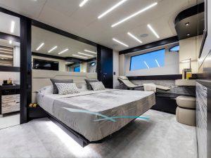 Pershing 8X – Beyond (18)