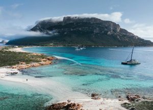 Sunreef-60-YGO-Charter-marina-balear-17