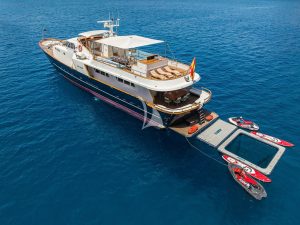 CRN Ancona 34m “Spirit of MK” – View 12