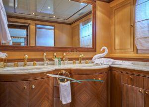 bathroom-luxury-yacht-mangusta-130-shane-balearic-islands.jpg