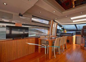 dining-area-luxury-yacht-sunseeker-predator-84-basad-balearic-islands.jpg