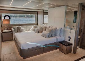 doublebed-cabin-luxury-yacht-sunseeker-76-lady-m-mallorca.jpg