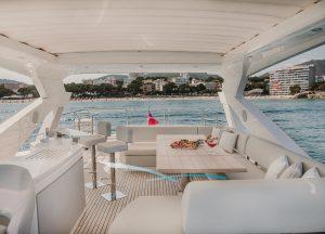 exterior-luxury-yacht-sunseeker-76-lady-m-palma.jpg