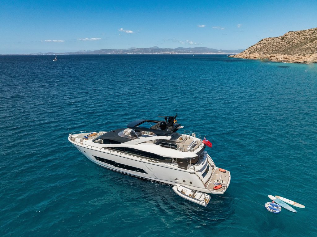 Sunseeker 86 “Sea Water II” – View 5