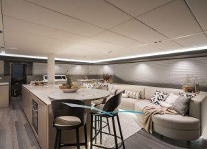 lounge-cabin-luxury-yacht-sunreef-70-yolo.jpg