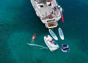 luxury-sailing-yacht-oyster-825-champagne-hippy-balearics.jpg