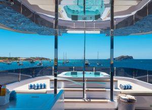 motor-yacht-aqua-jacuzzi.jpg