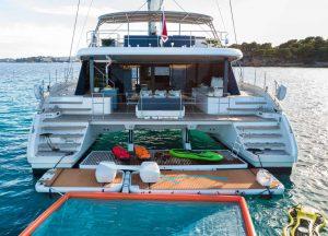 rear-luxury-catamaran-sunreef-60-sunbreeze-balearic-islands.jpg