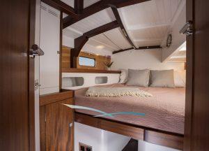 spirit-yachts-anima-II-inside.jpg