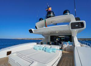 sunbeds-luxury-yacht-mangusta-130-shane-balearics.jpg