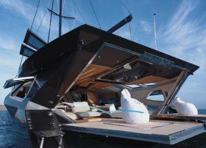 trimaran-hanstaiger-x1-beach-club.jpg