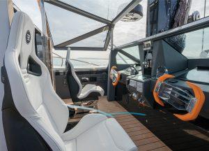 trimaran-hanstaiger-x1-steering.jpg